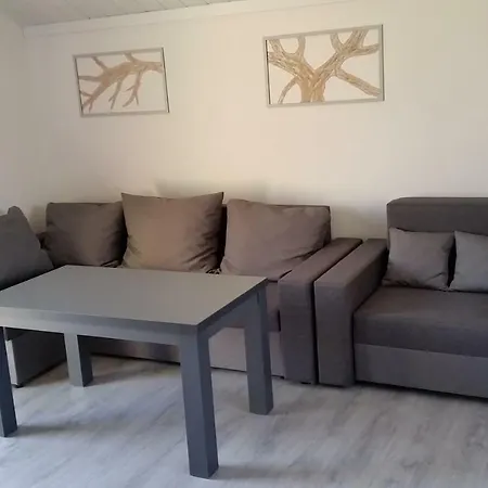 Pod Brzozami Сasa de vacaciones Świnna