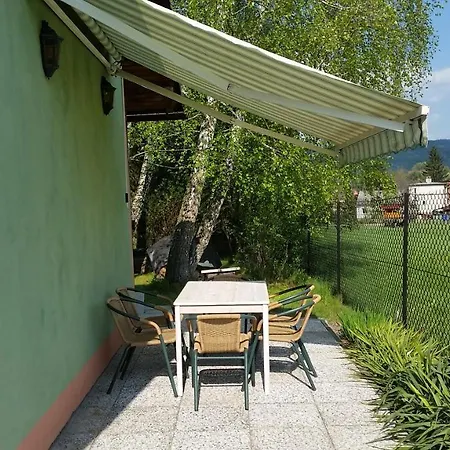 Pod Brzozami Сasa de vacaciones Świnna